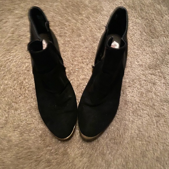 Cute Black Booties - Picture 1 of 3